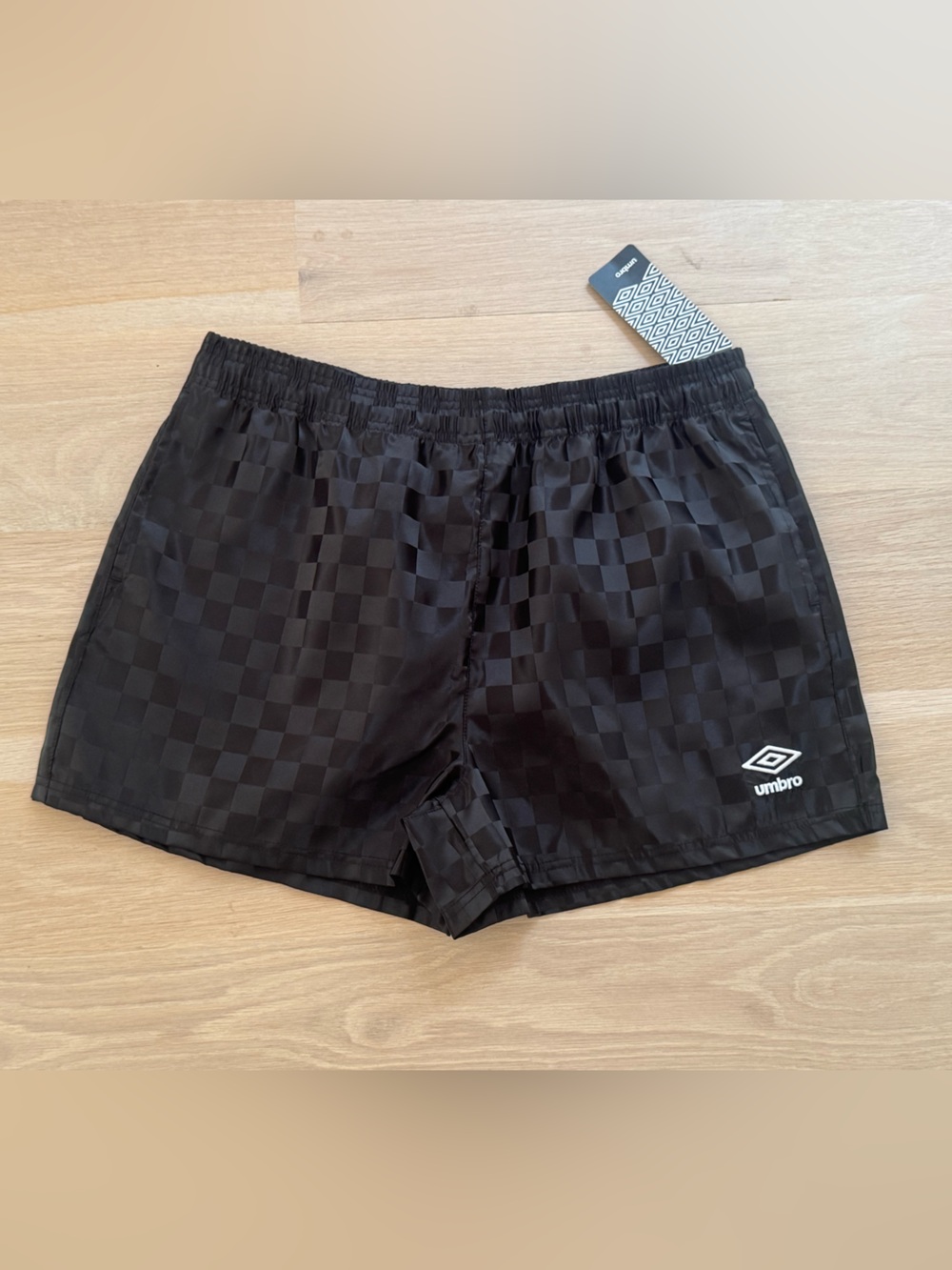 NWT UMBRO Black Checkered Soccer Shorts - Size Womens Large